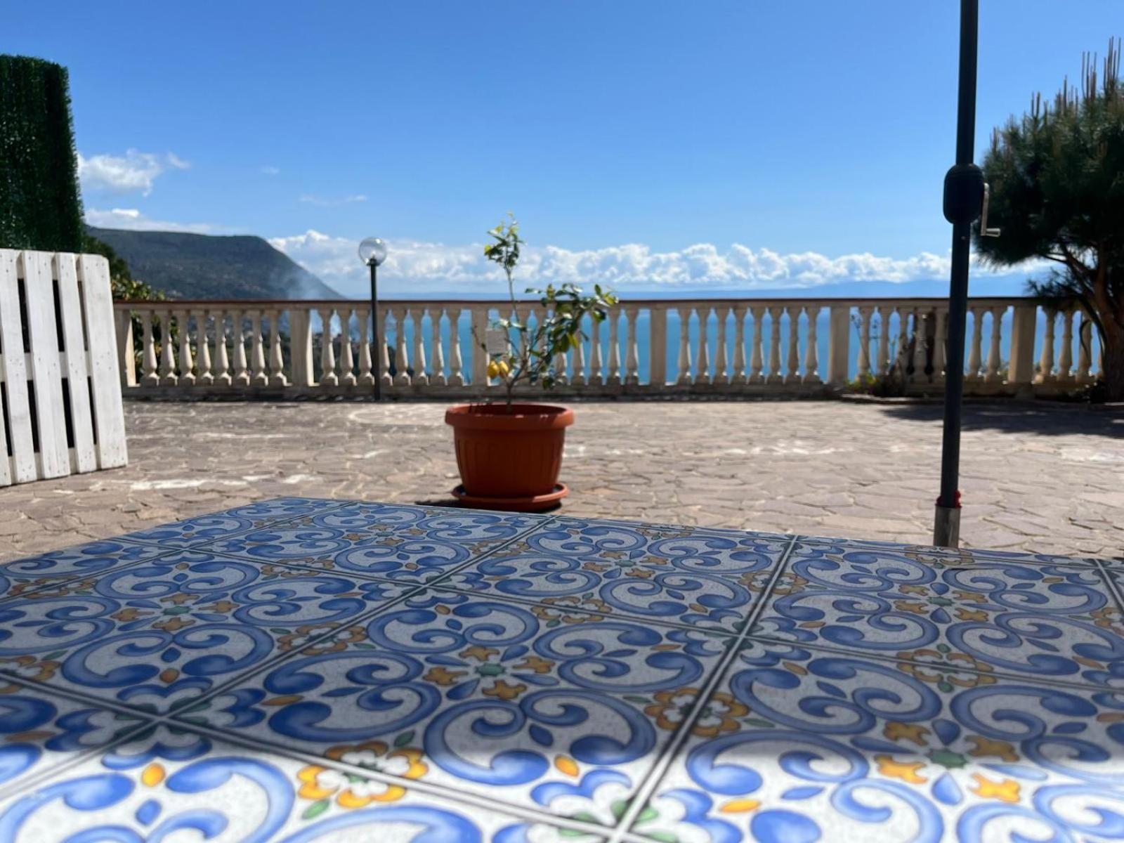 Villamargherita カーポ・ヴァチカーノ エクステリア 写真